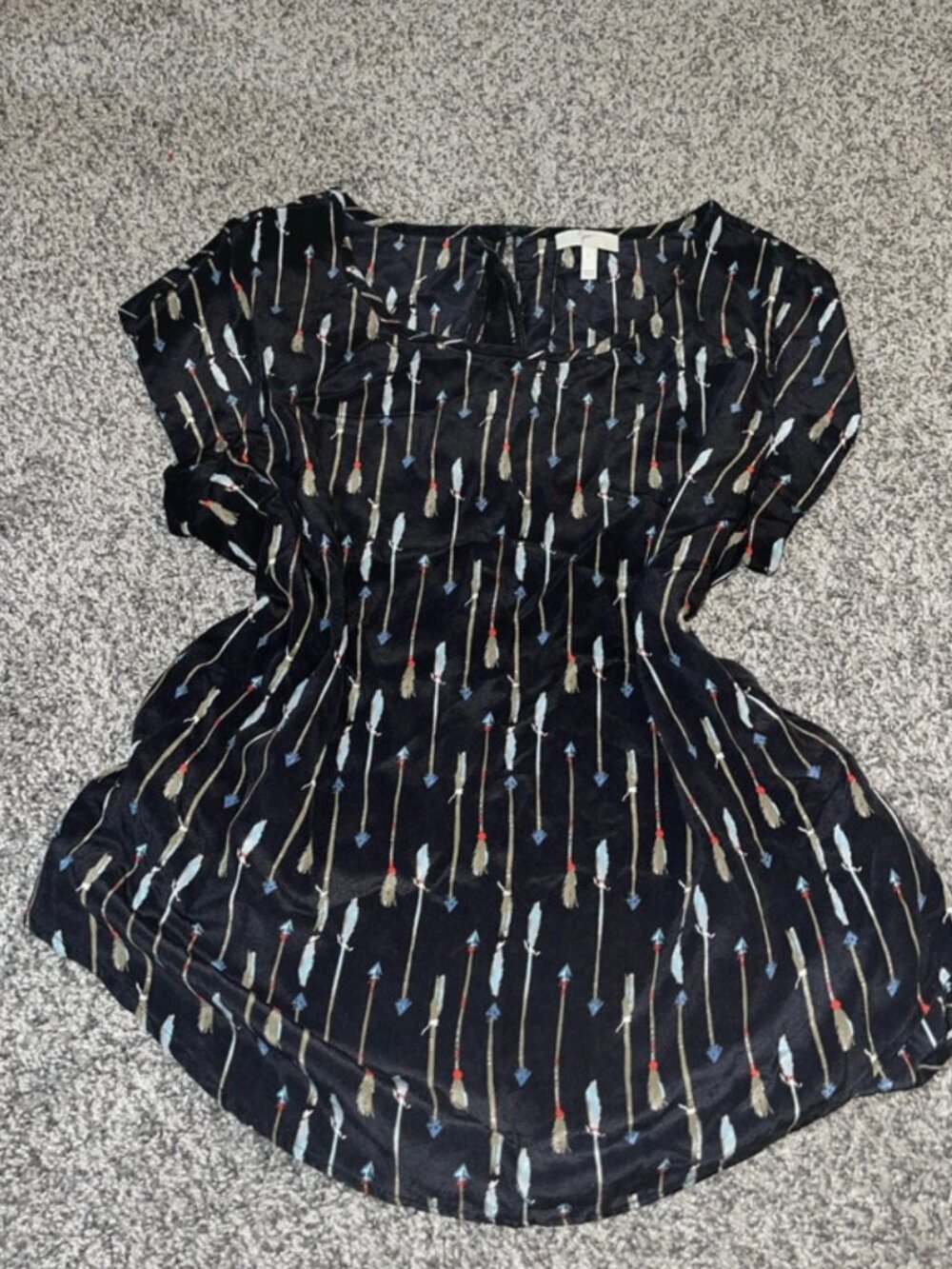 Joie Black Arrow Print Cap Sleeve Blouse Size S